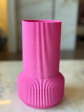 Niza Vase